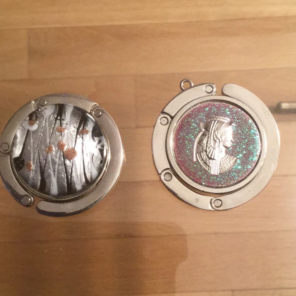 NWOT (2) Silver Purse Holders